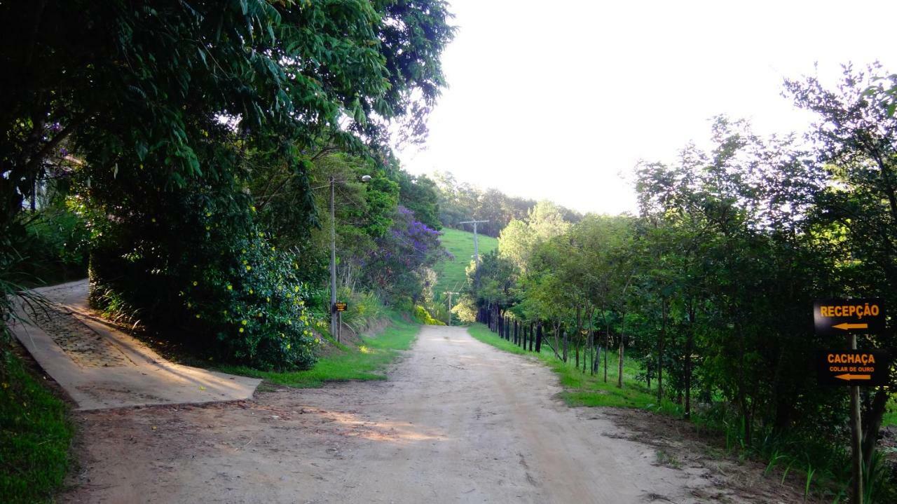 Pousada Colar De Ouro Chales Cunha Buitenkant foto